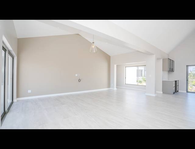 3 BEDROOM HOUSE FOR SALE IN LANGEBAAN COUNTRY ESTATE